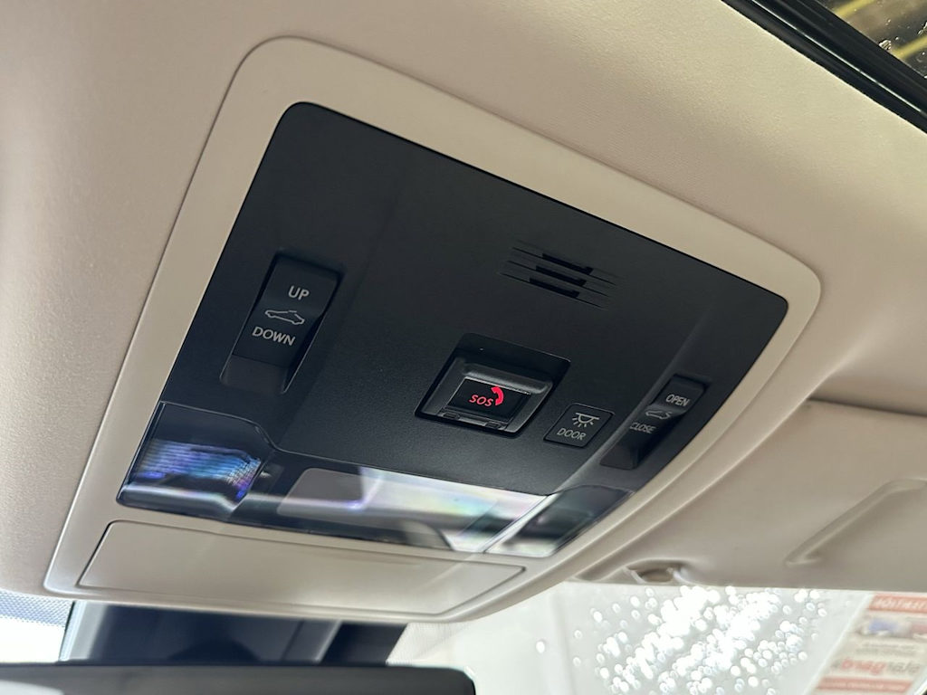 Thumbnail: 2022 Lexus RX - 21