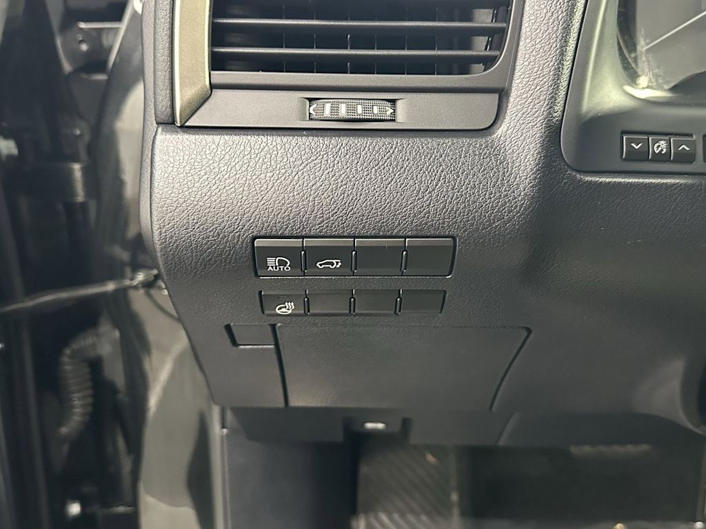 Thumbnail: 2022 Lexus RX - 19