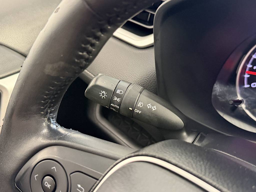 Thumbnail: 2021 Toyota RAV4 - 12