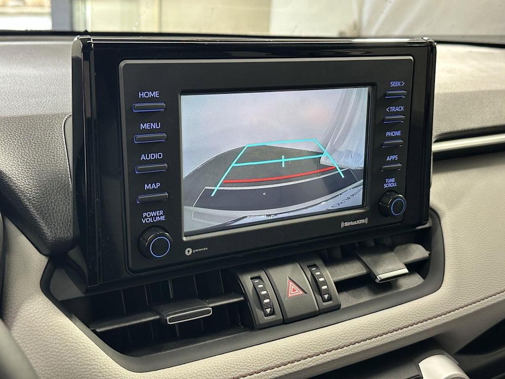 Thumbnail: 2022 Toyota RAV4 - 13