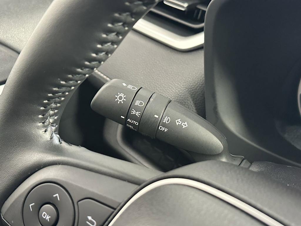 Thumbnail: 2023 Toyota RAV4 - 13