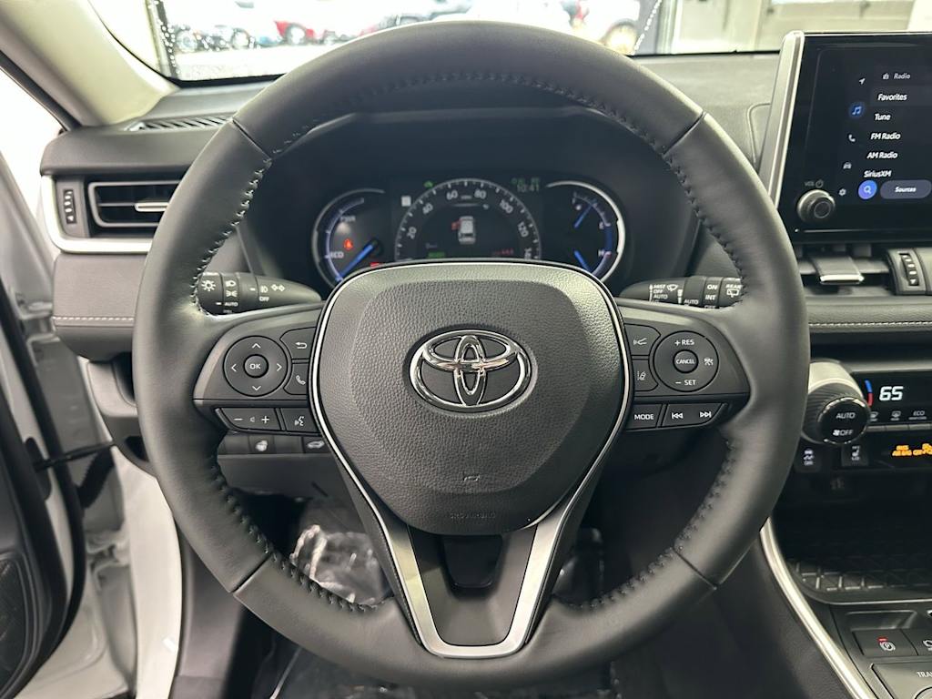 Thumbnail: 2023 Toyota RAV4 - 11