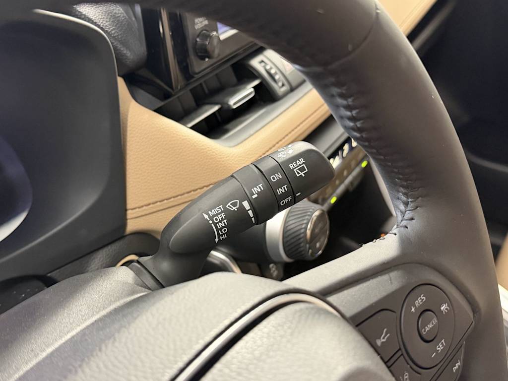 Thumbnail: 2019 Toyota RAV4 - 21