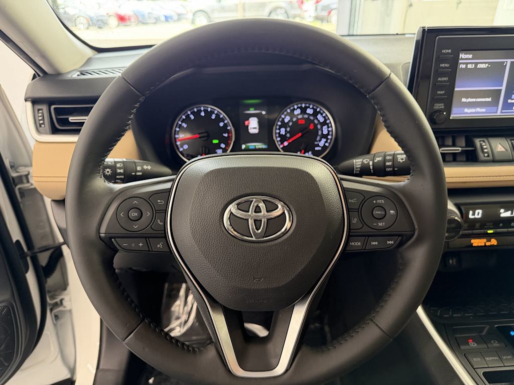 Thumbnail: 2019 Toyota RAV4 - 11