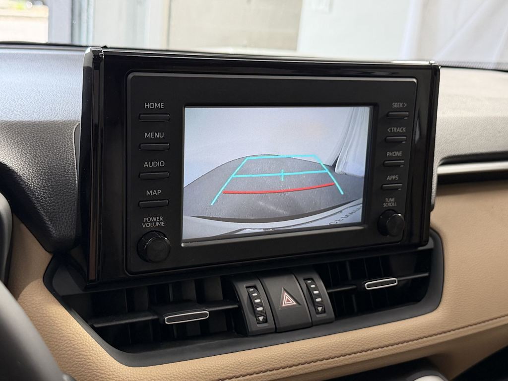 Thumbnail: 2019 Toyota RAV4 - 12