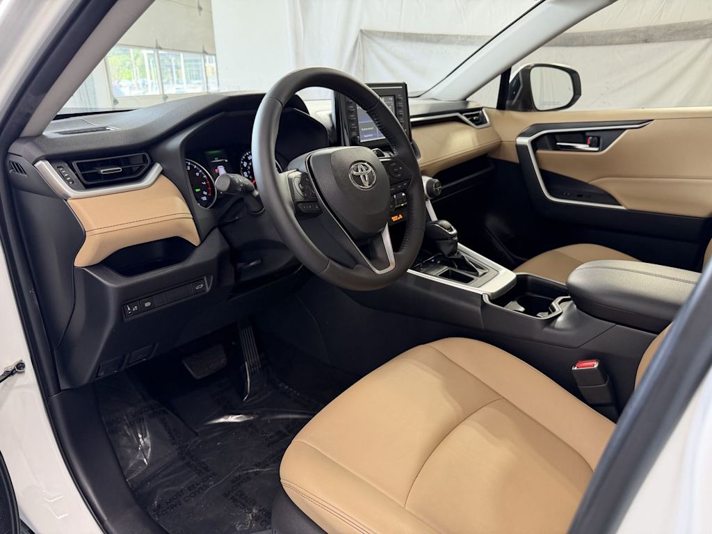 Thumbnail: 2019 Toyota RAV4 - 2