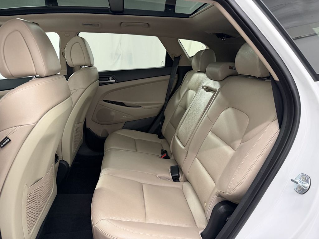 Thumbnail: 2018 Hyundai Tucson - 9