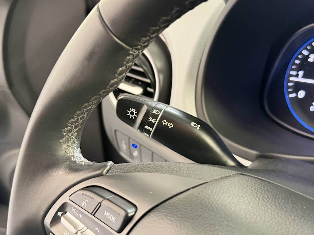 Thumbnail: 2021 Hyundai Kona - 12