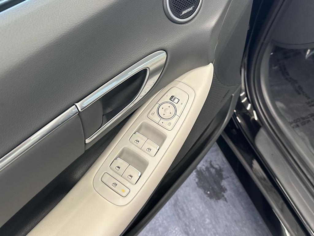 Thumbnail: 2023 Hyundai Sonata - 17