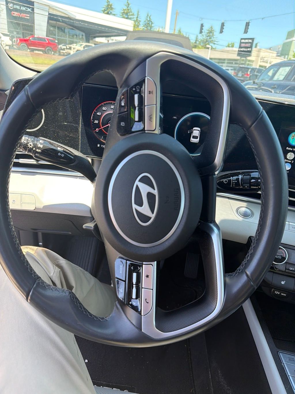 Thumbnail: 2024 Hyundai Elantra - 3