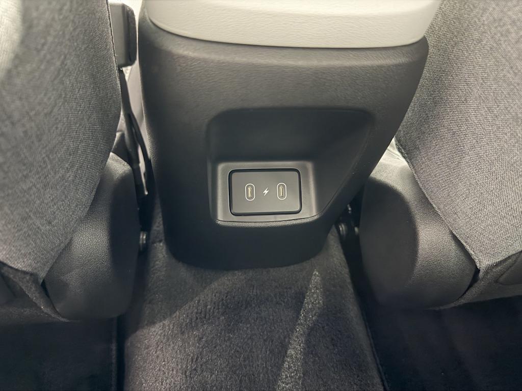 Thumbnail: 2024 Hyundai Elantra - 17