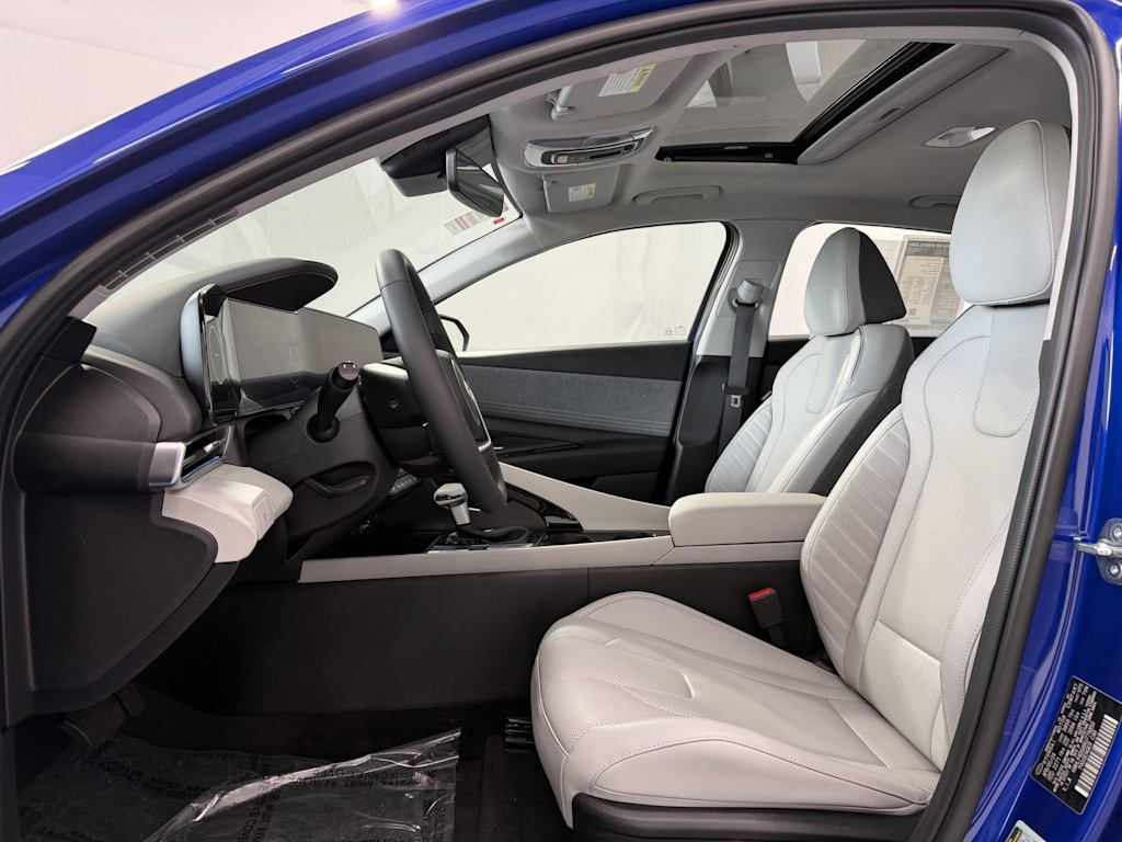Thumbnail: 2024 Hyundai Elantra - 8