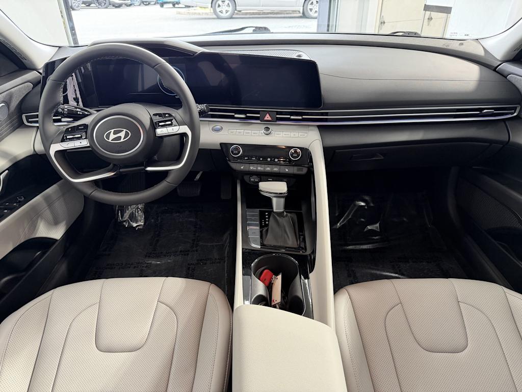 Thumbnail: 2024 Hyundai Elantra - 6
