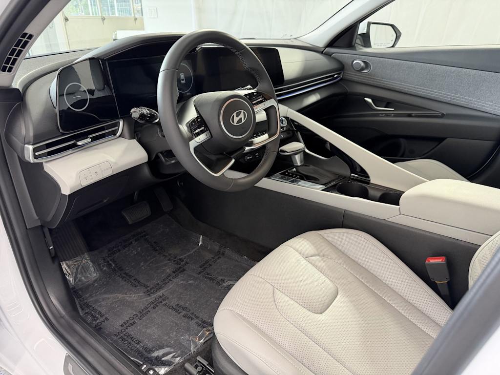 Thumbnail: 2024 Hyundai Elantra - 2