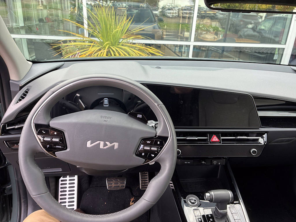 Thumbnail: 2026 Kia Niro - 7