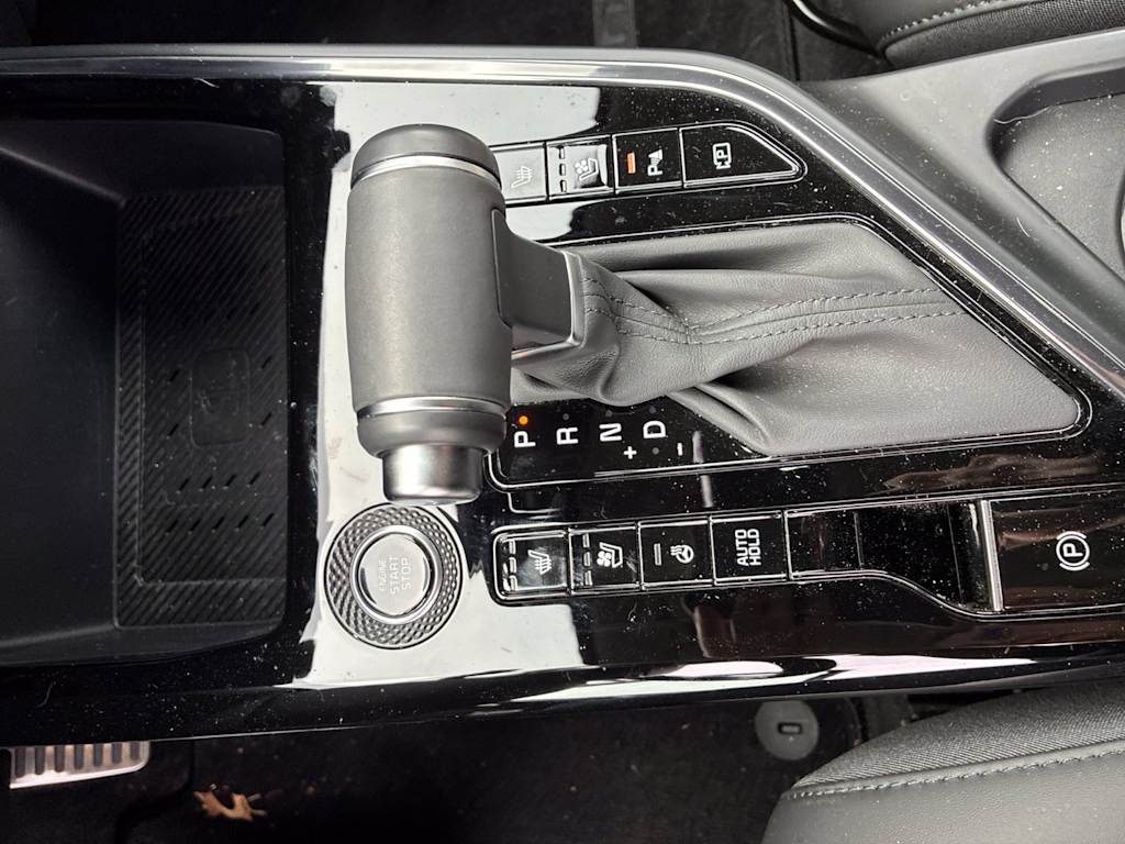 Thumbnail: 2026 Kia Niro - 16