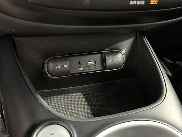Thumbnail: 2017 Kia Soul - 24