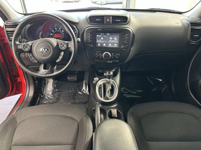 Thumbnail: 2017 Kia Soul - 9