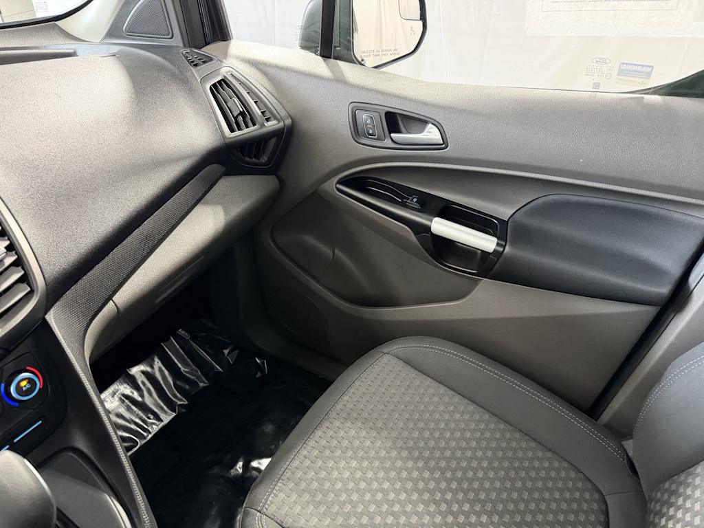 Thumbnail: 2019 Ford Transit Series - 25
