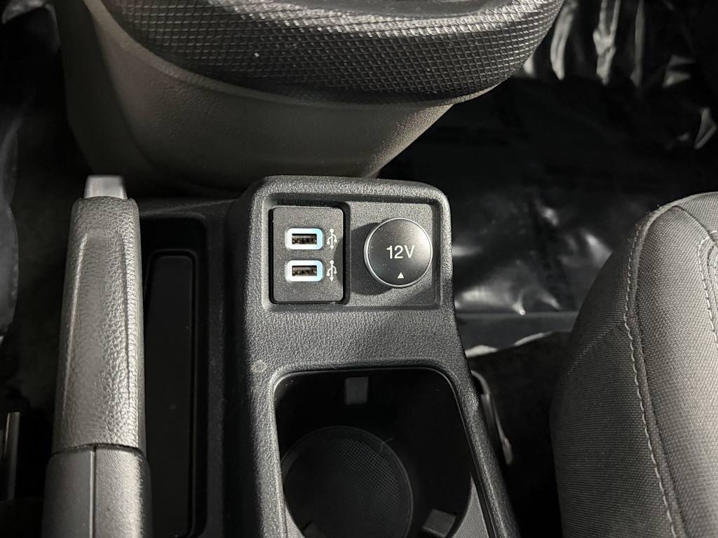 Thumbnail: 2019 Ford Transit Series - 24
