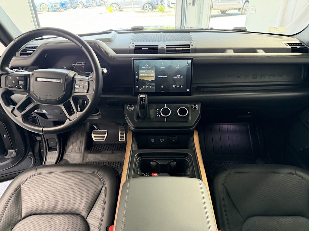 Thumbnail: 2023 Land Rover Defender - 2