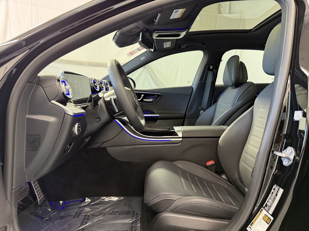 Thumbnail: 2023 Mercedes-Benz C-Class - 8