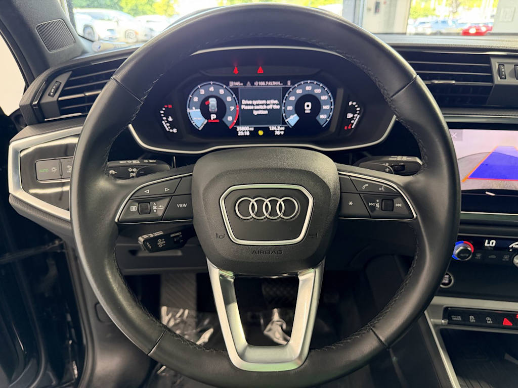 Thumbnail: 2024 Audi Q3 - 10