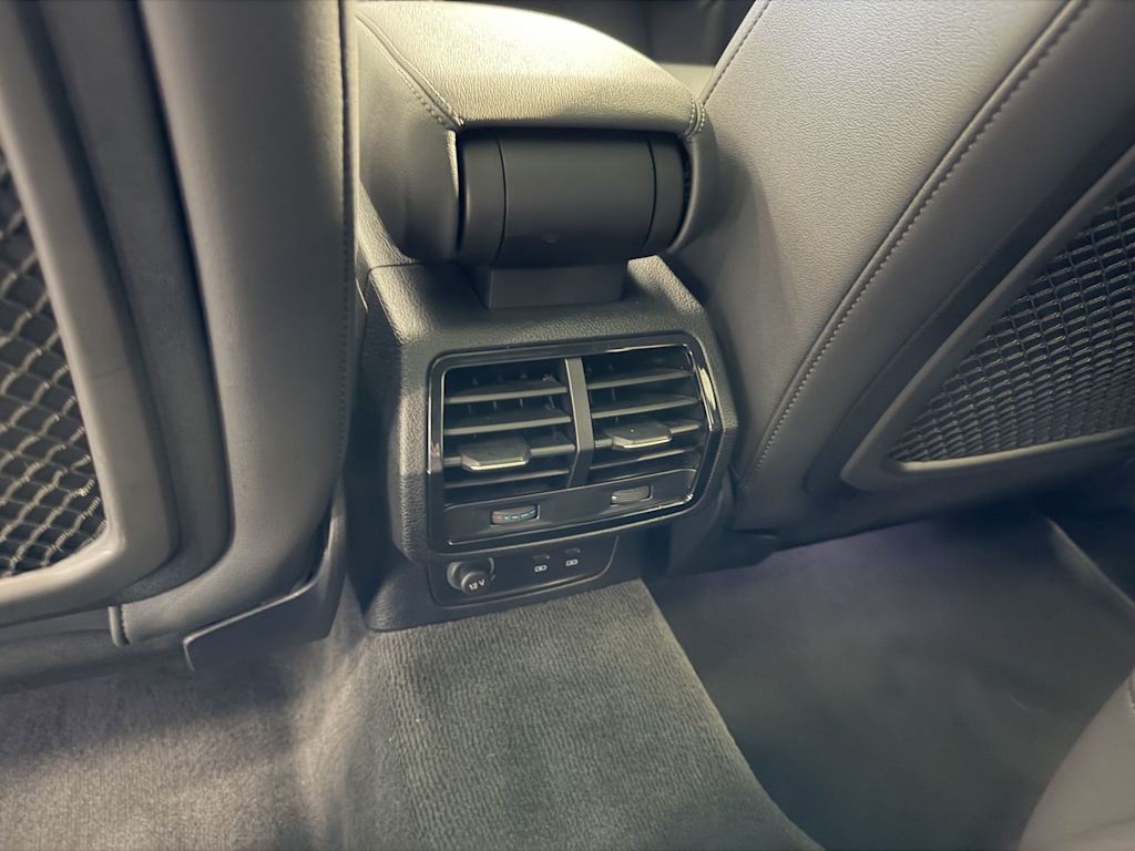 Thumbnail: 2024 Audi Q3 - 17