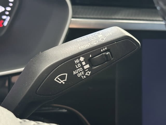 2020 Audi Q3 Premium Plus 22