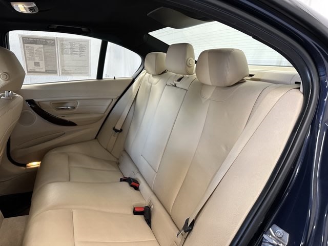 2015 BMW 3 Series 328xi 10