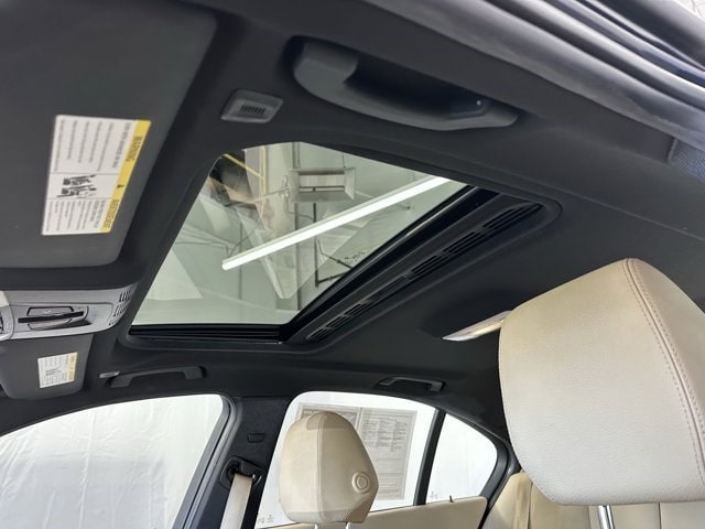 2015 BMW 3 Series 328xi 18
