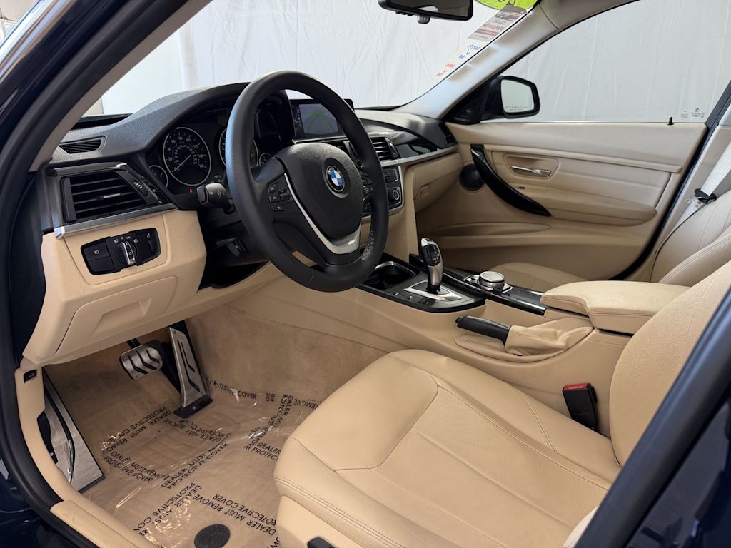 Thumbnail: 2015 BMW 3 Series - 8