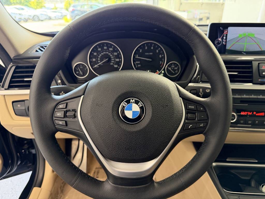 Thumbnail: 2015 BMW 3 Series - 2