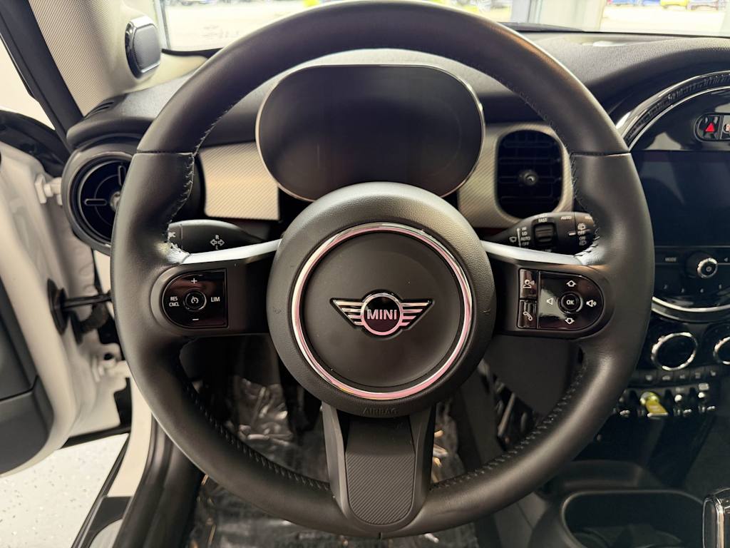 Thumbnail: 2024 MINI Cooper - 8