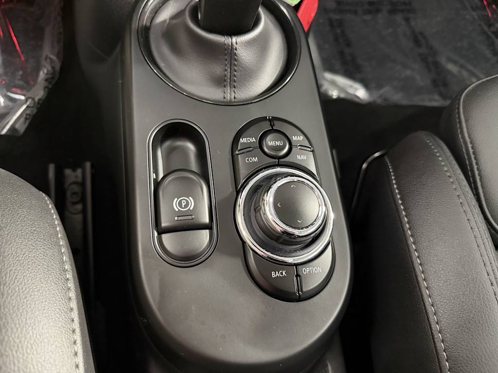 Thumbnail: 2024 MINI Cooper - 26