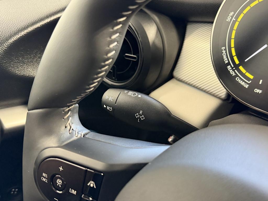 Thumbnail: 2024 MINI Cooper - 21