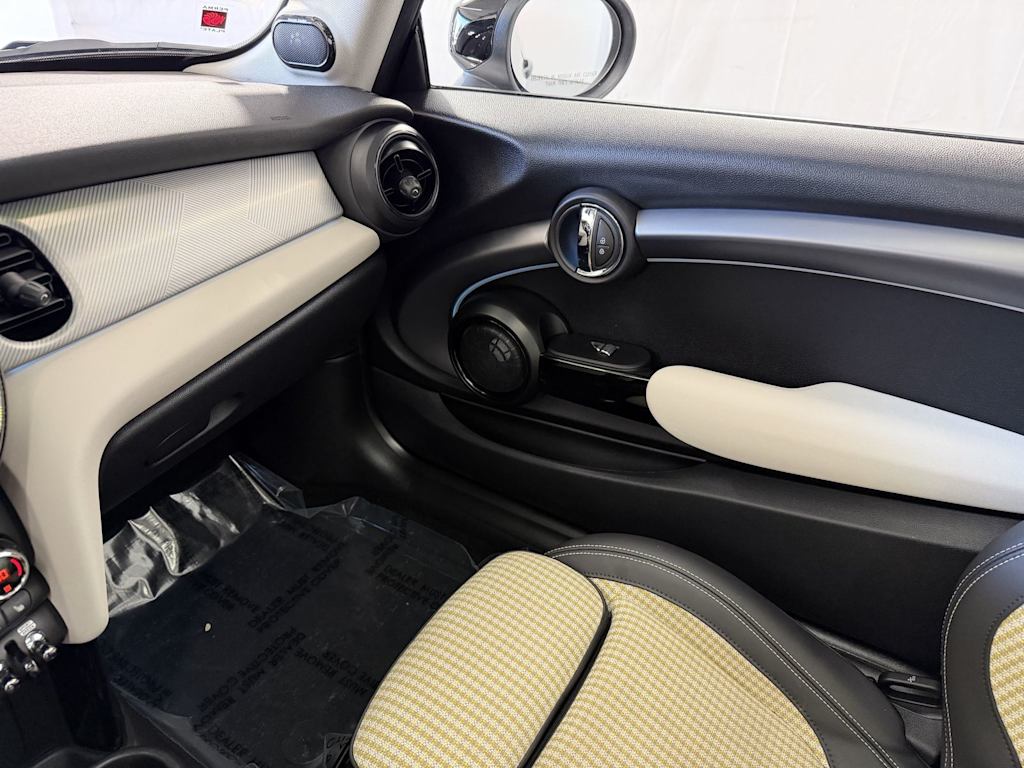 Thumbnail: 2024 MINI Cooper - 11