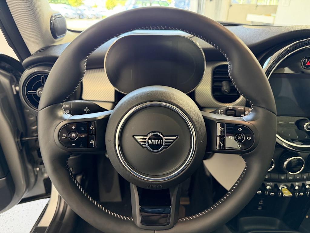 Thumbnail: 2024 MINI Cooper - 7