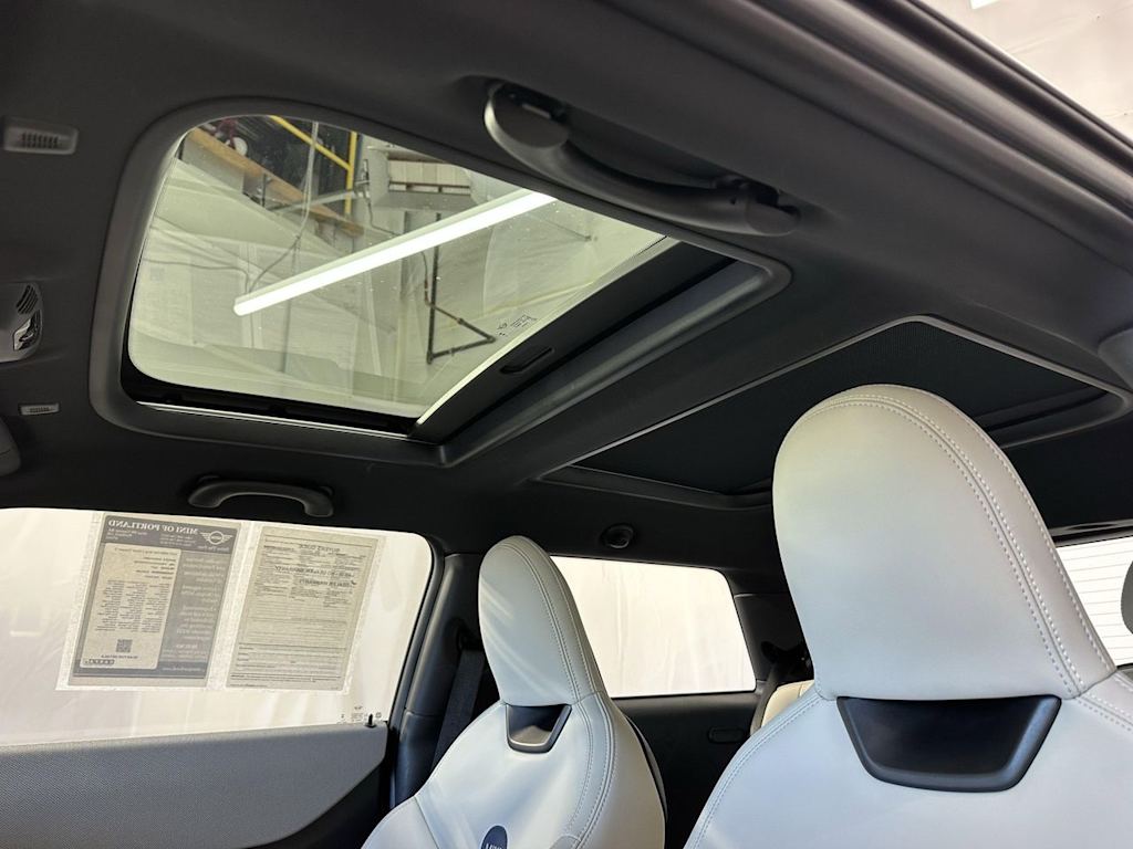 Thumbnail: 2025 MINI Cooper - 15