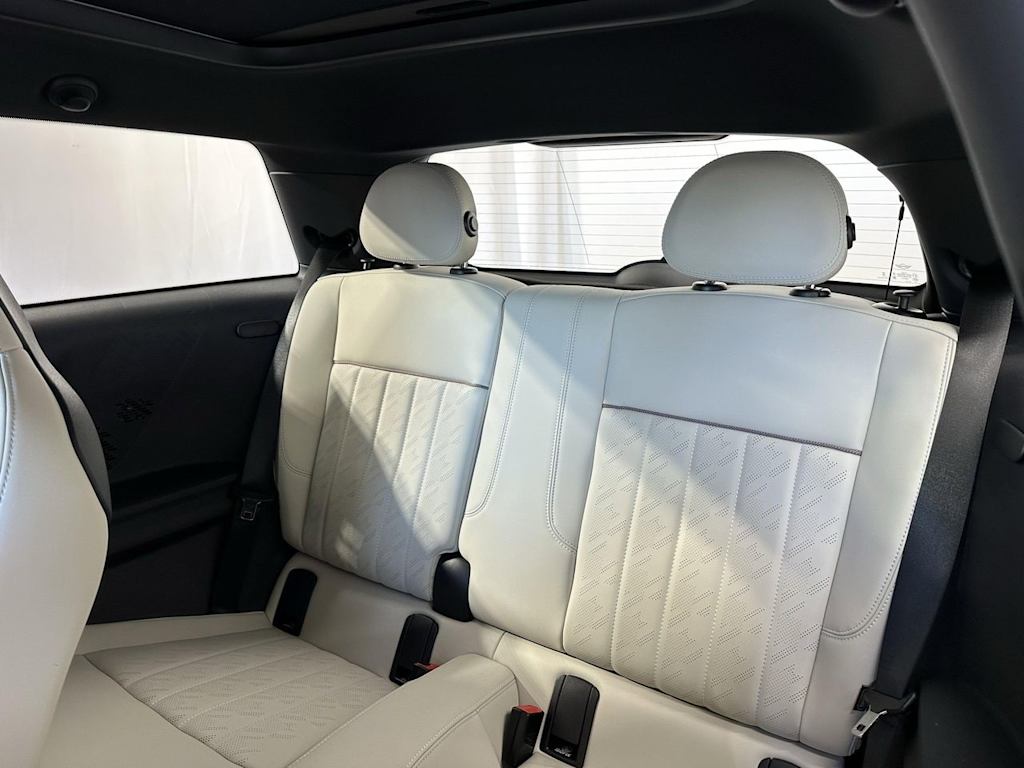 Thumbnail: 2025 MINI Cooper - 10