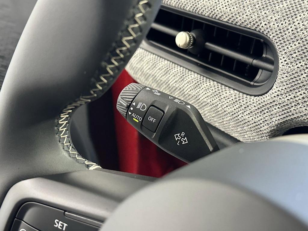 Thumbnail: 2025 MINI Cooper - 17