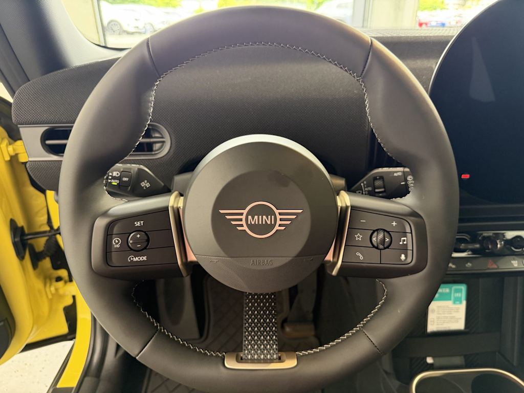 Thumbnail: 2026 MINI Cooper - 8