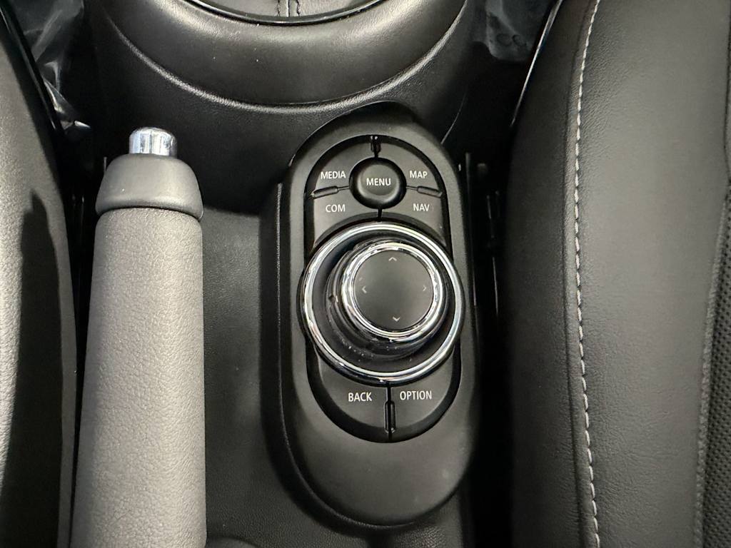 Thumbnail: 2024 MINI Cooper - 25