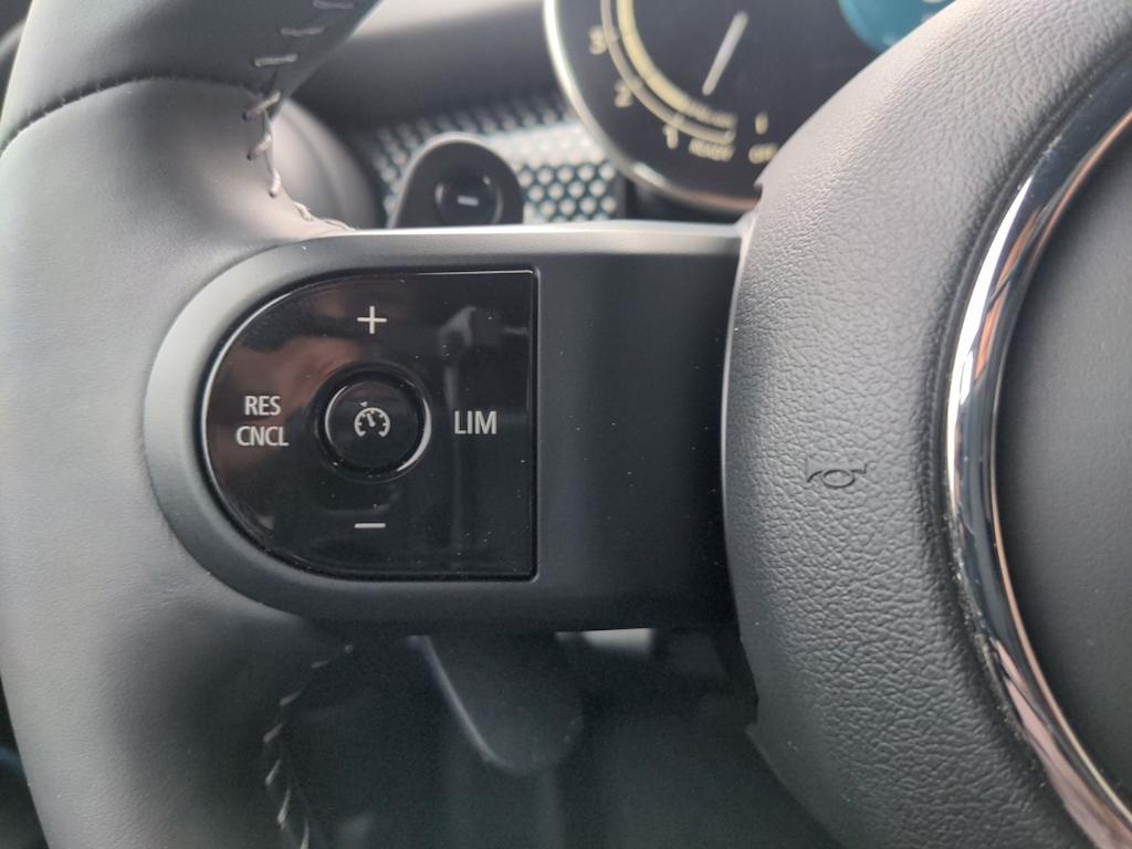 Thumbnail: 2023 MINI Cooper - 27