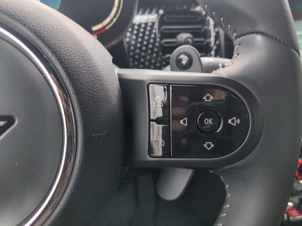 Thumbnail: 2023 MINI Cooper - 28