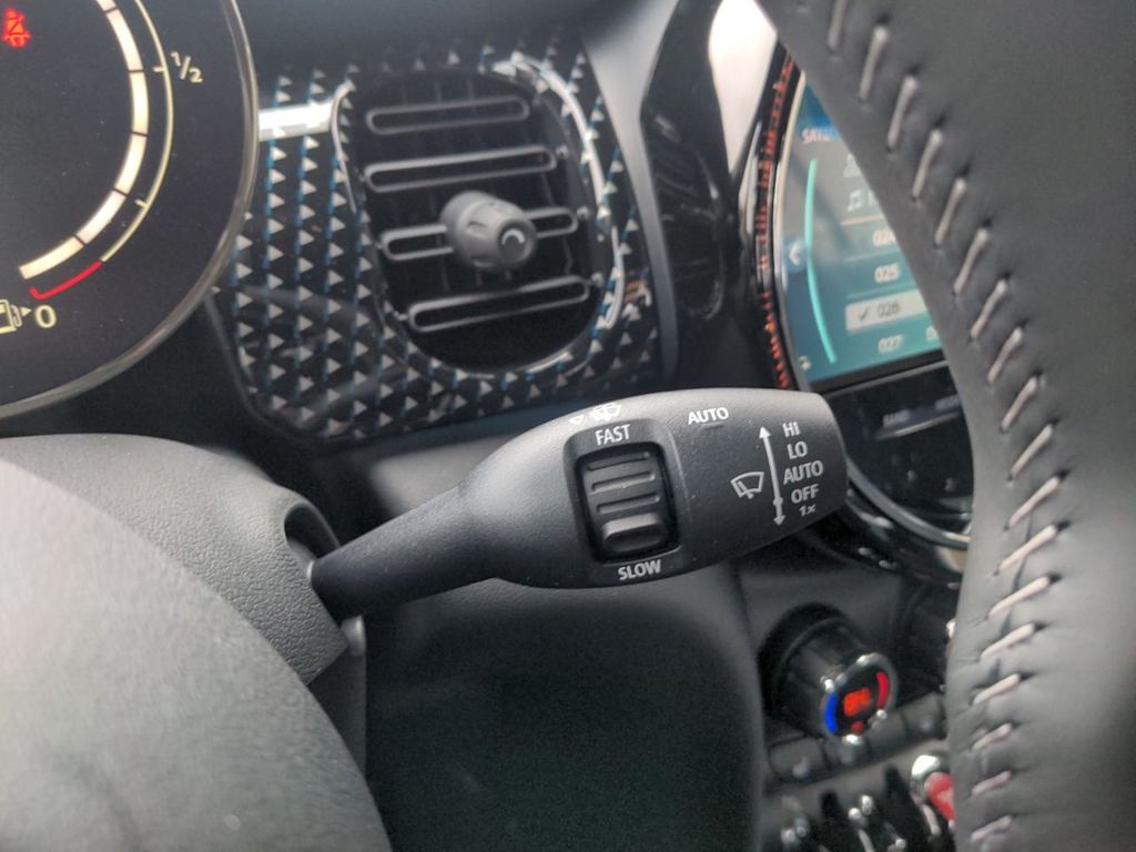 Thumbnail: 2023 MINI Cooper - 29