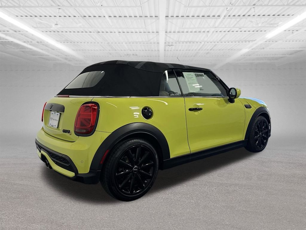 Thumbnail: 2022 MINI Cooper - 16