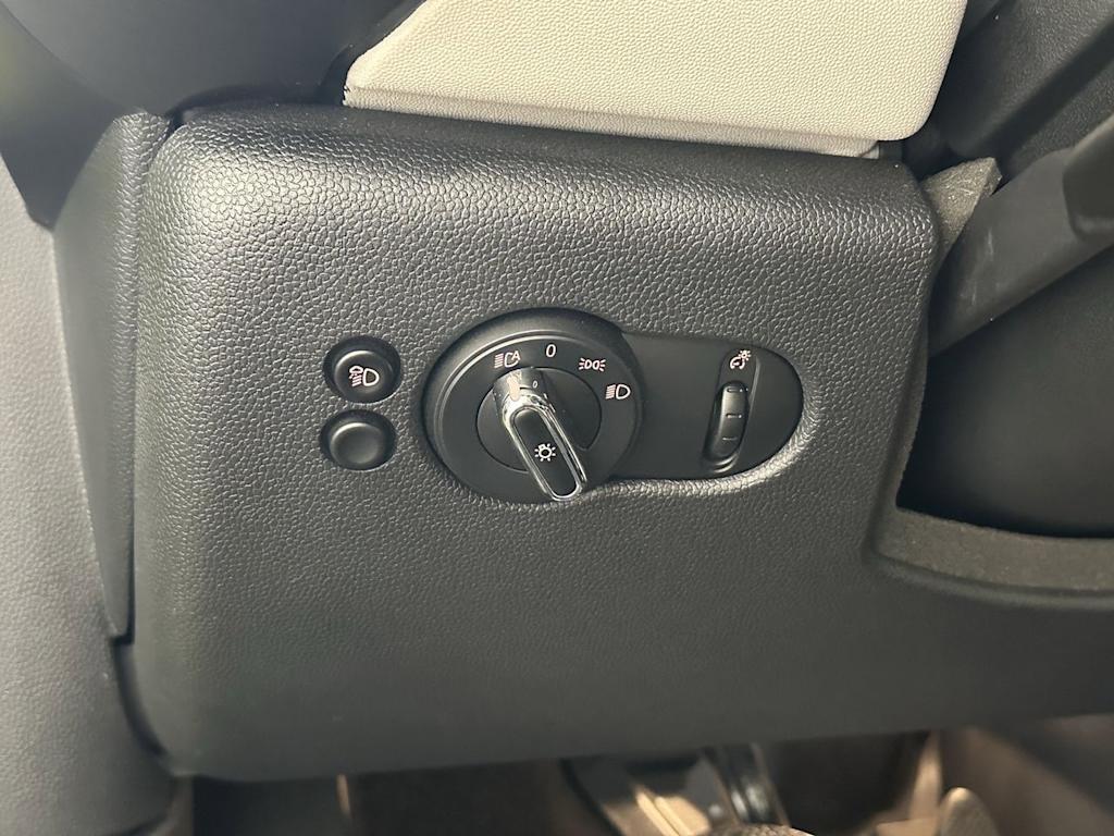 Thumbnail: 2022 MINI Cooper - 20