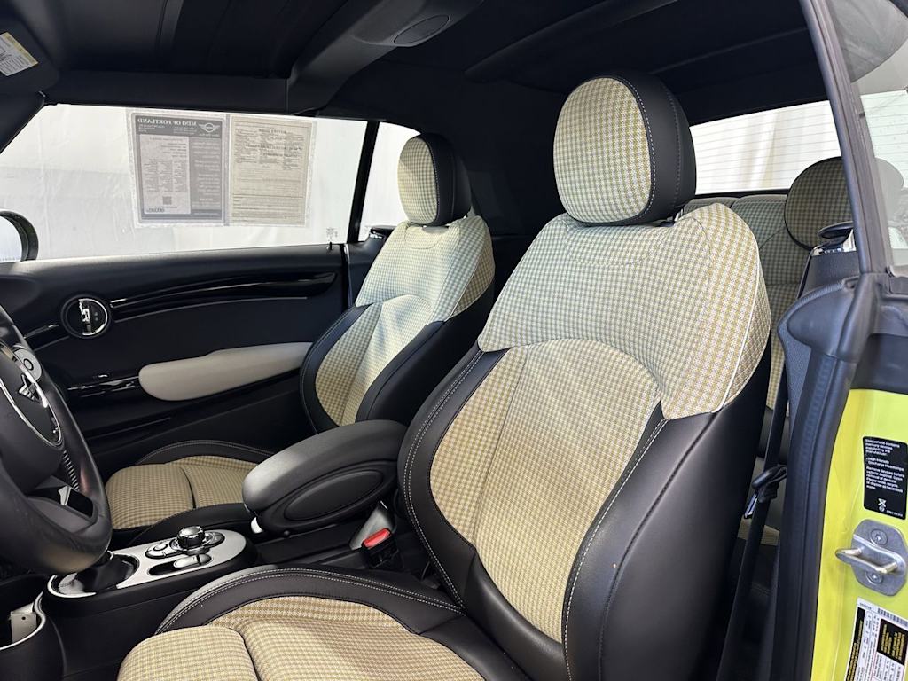 Thumbnail: 2022 MINI Cooper - 10