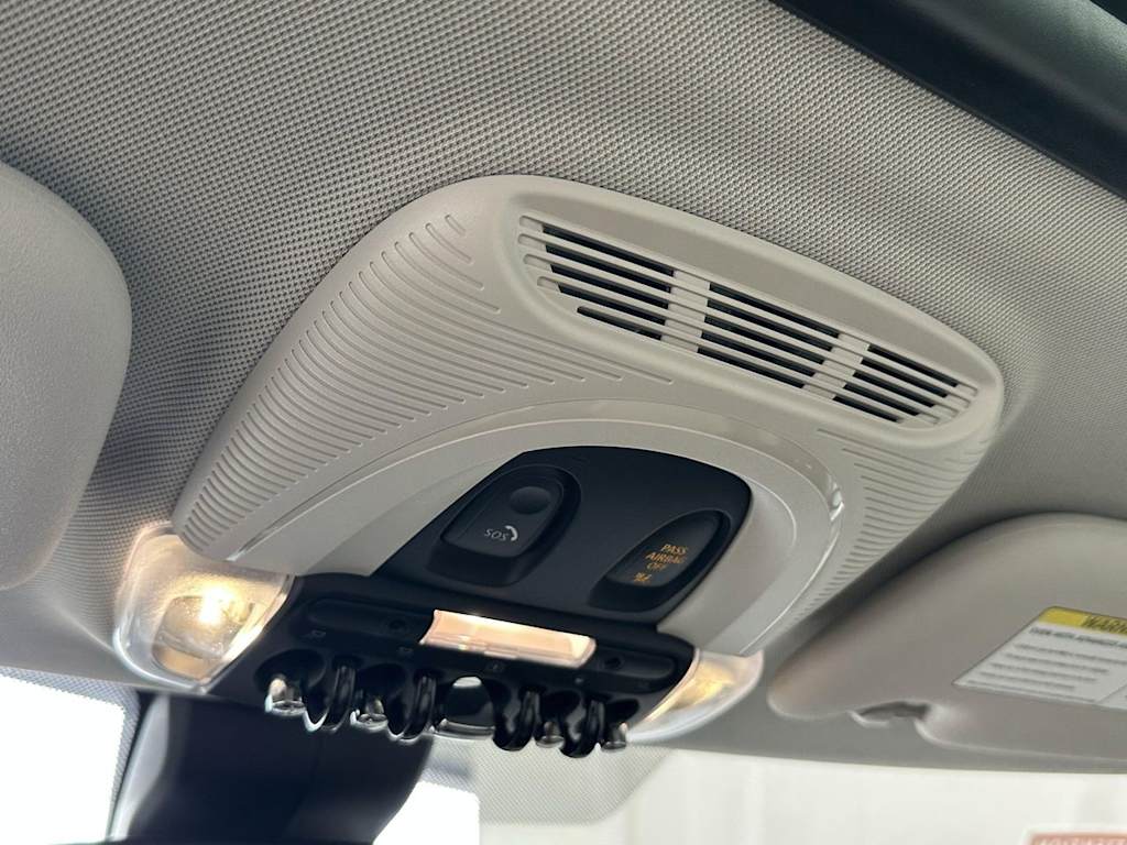 Thumbnail: 2023 MINI Cooper - 23